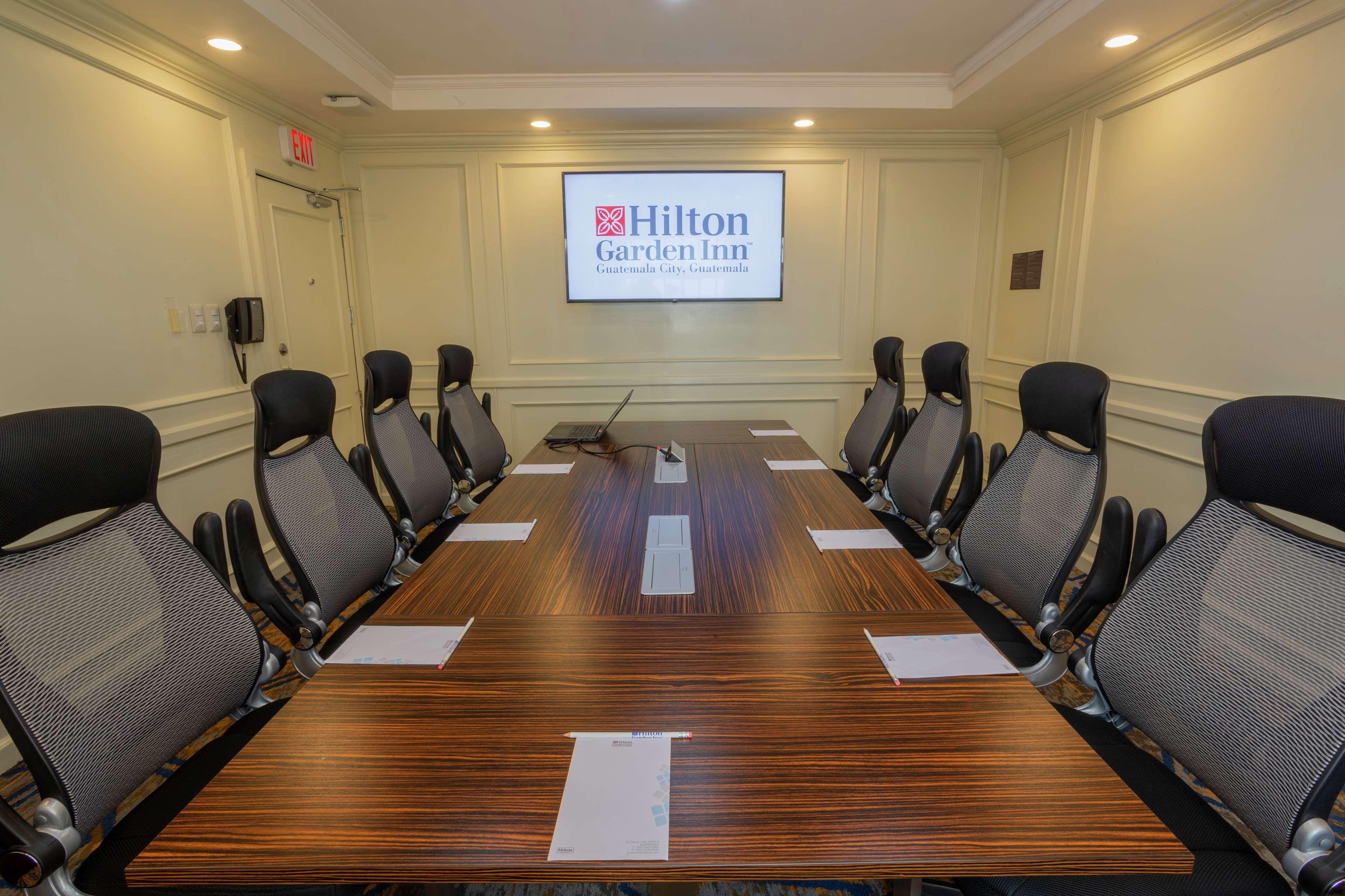 Hilton Garden Inn Guatemala City Ngoại thất bức ảnh