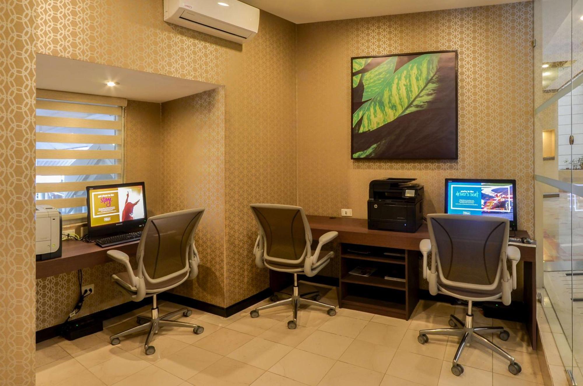 Hilton Garden Inn Guatemala City Ngoại thất bức ảnh